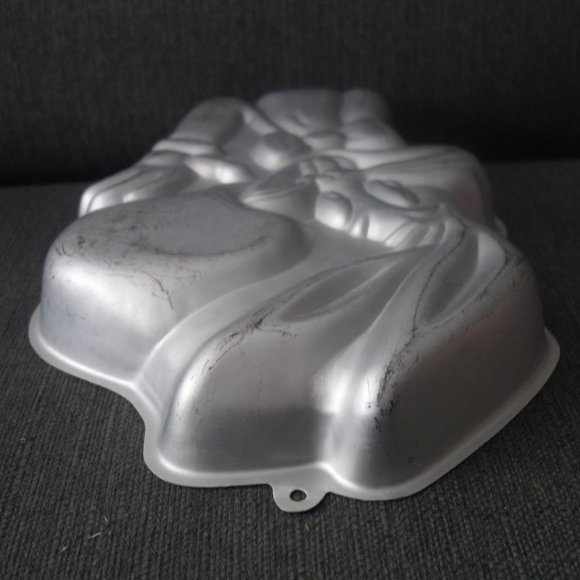 Vintage Bugs Bunny 1989 Warner Bros. Inc. Cake Mold - Picture 13 of 13